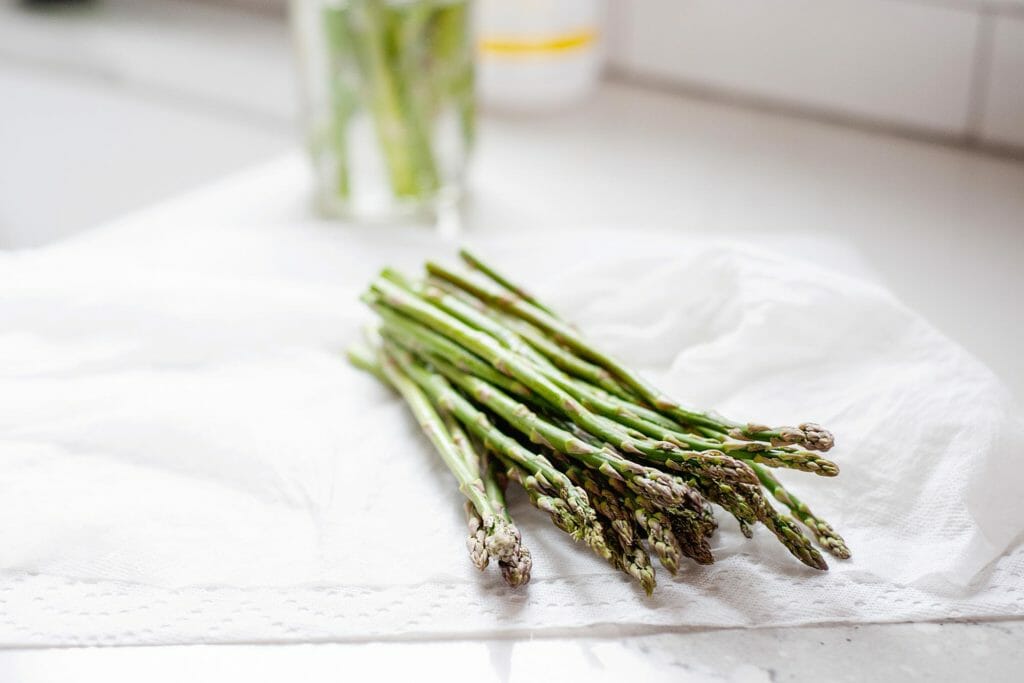 wrap asparagus in a paper towel