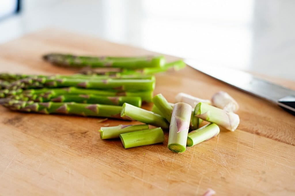 Chopping asparagus